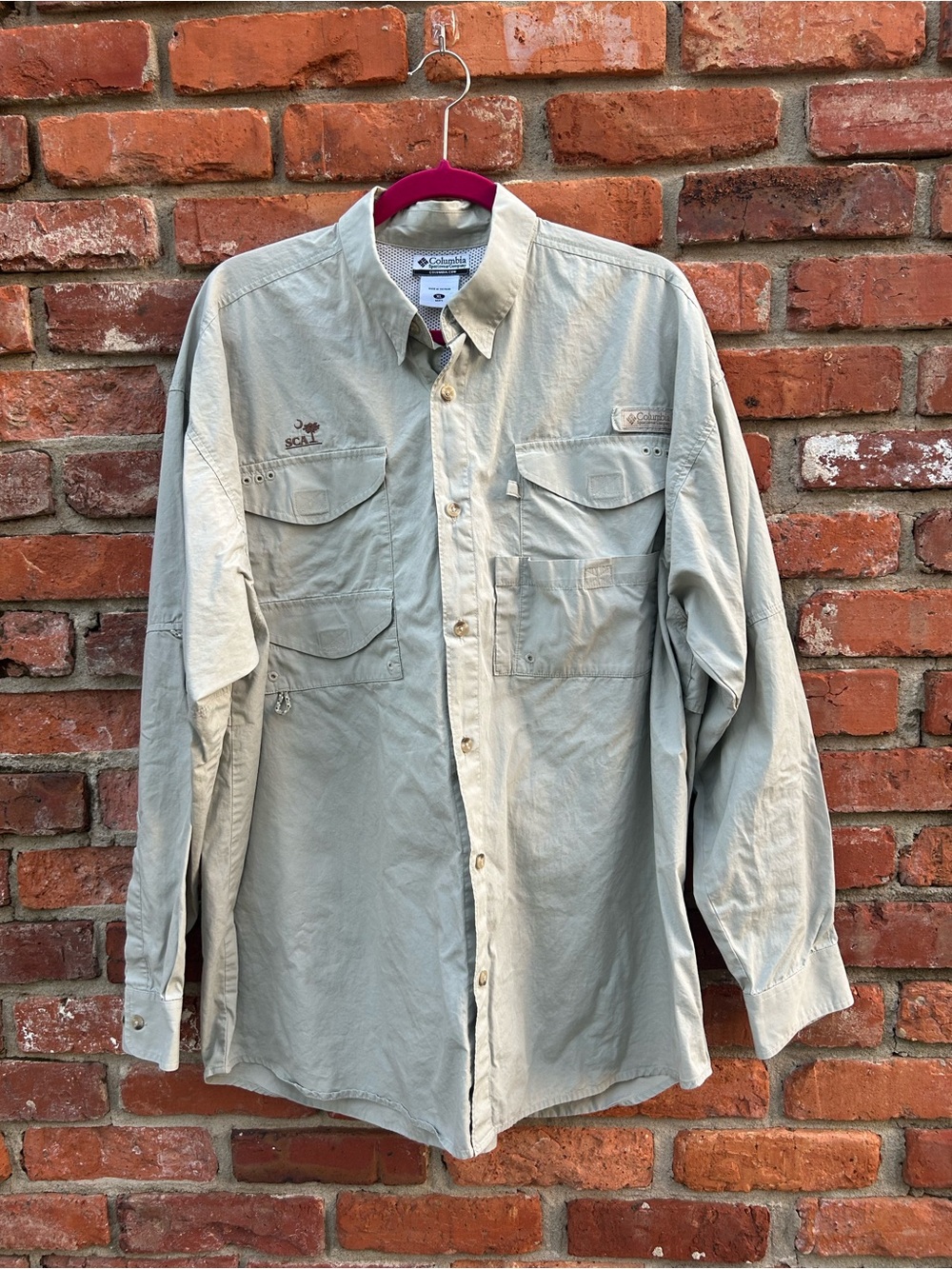 Columbia Men's Long-Sleeve Outdoor Button Down in Light Beige PFG XL